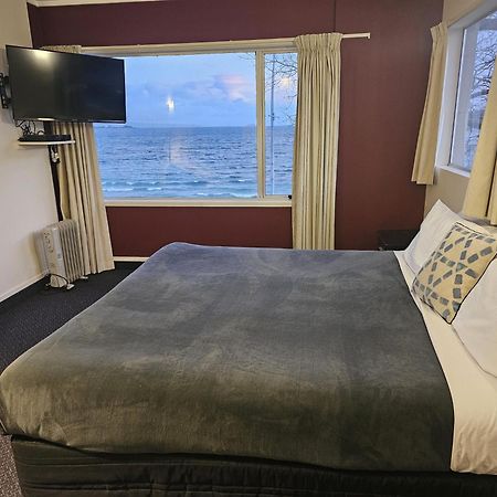 Tui Oaks Motel Lago Lago Taupo Esterno foto