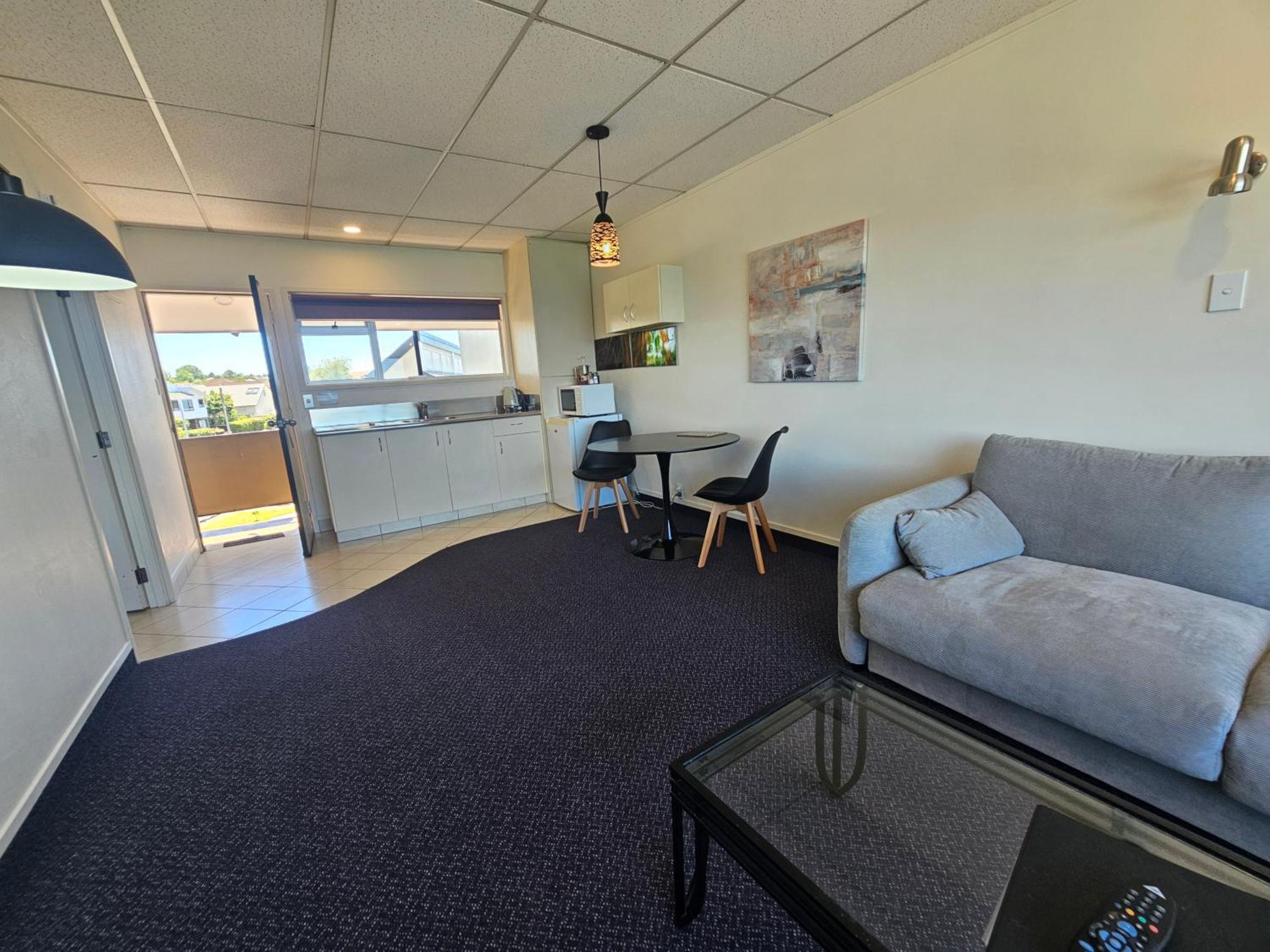 Tui Oaks Motel Lago Lago Taupo Esterno foto