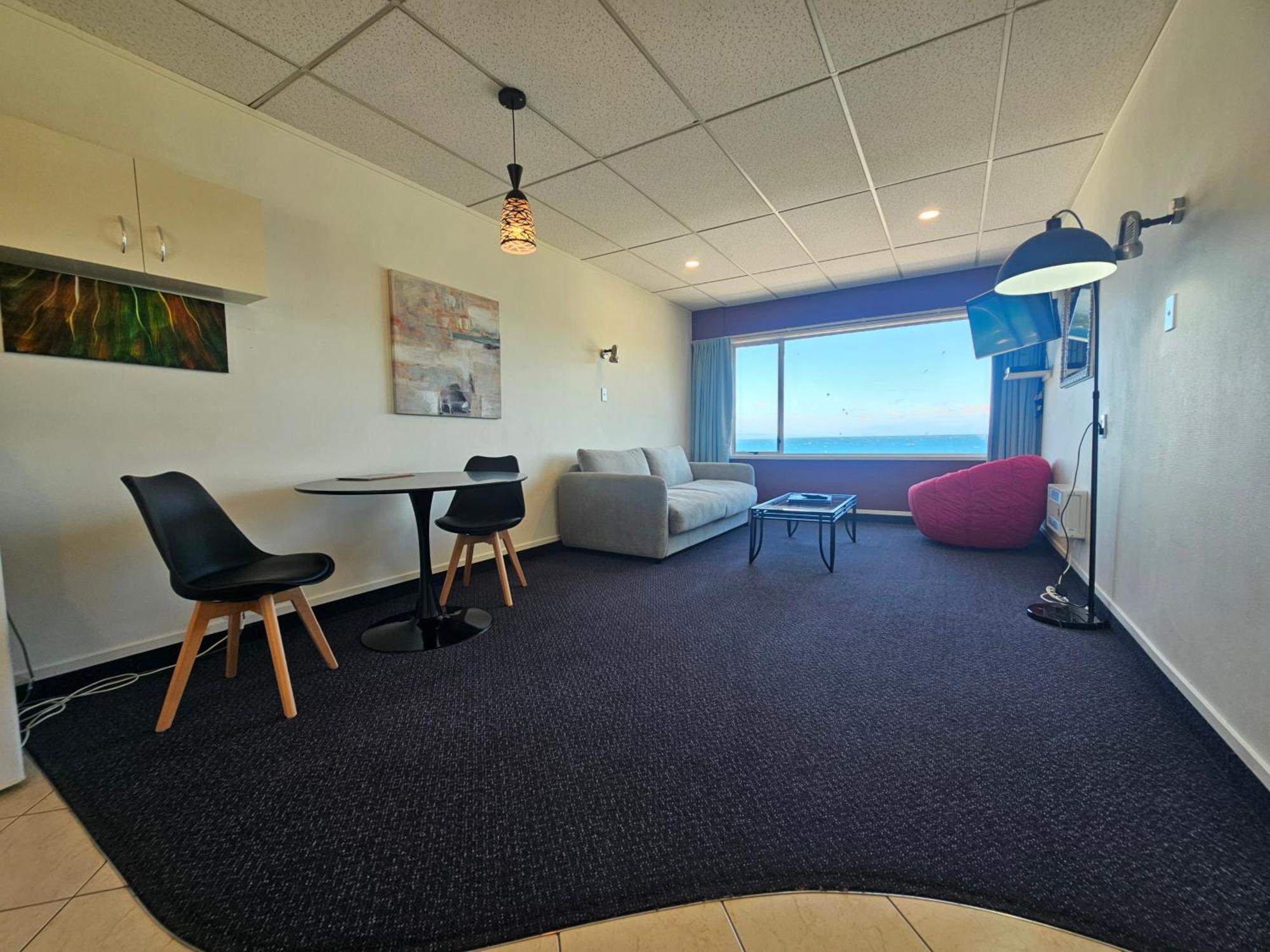 Tui Oaks Motel Lago Lago Taupo Esterno foto