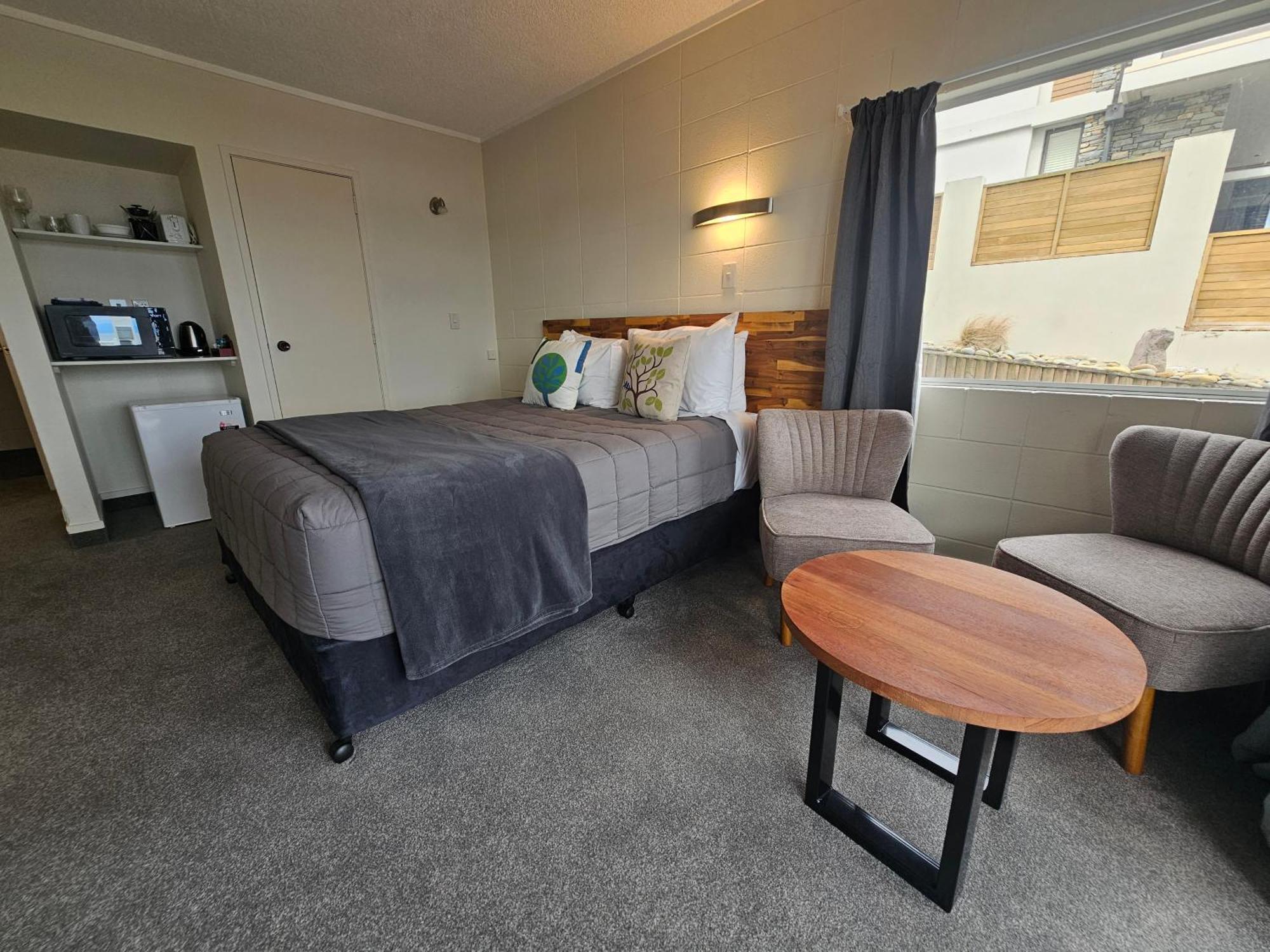 Tui Oaks Motel Lago Lago Taupo Esterno foto